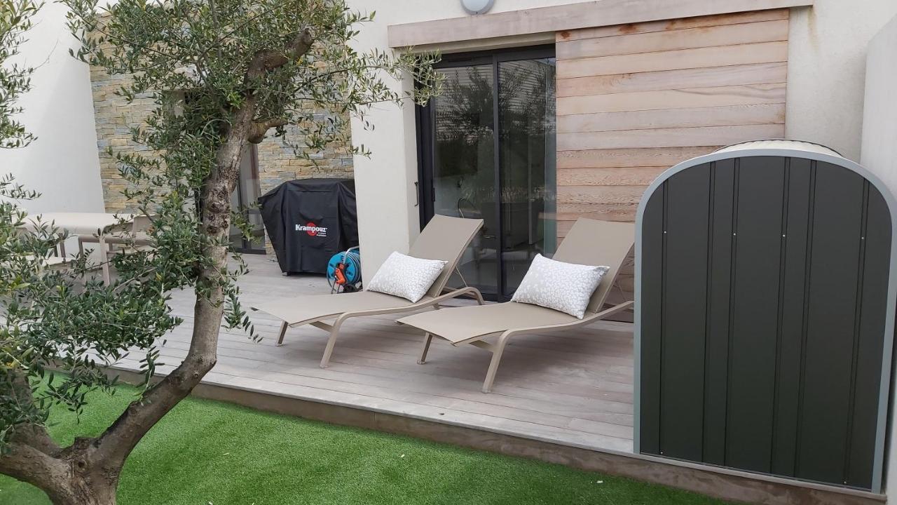 Villa Home Holiday A Cala Rossa Lecci Zewnętrze zdjęcie