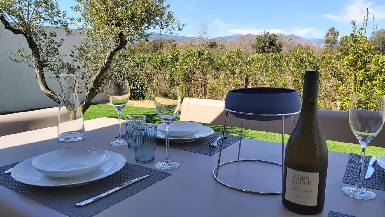 Villa Home Holiday A Cala Rossa Lecci Zewnętrze zdjęcie