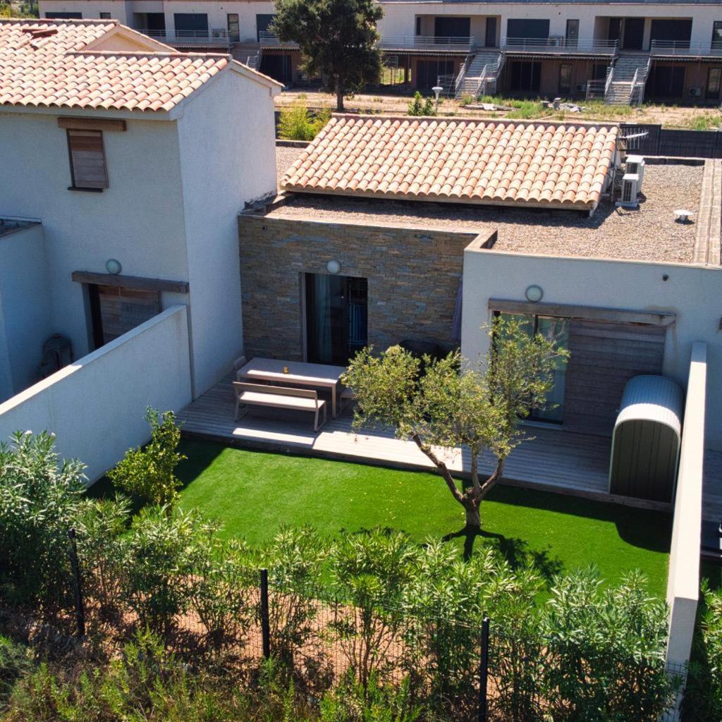 Villa Home Holiday A Cala Rossa Lecci Zewnętrze zdjęcie